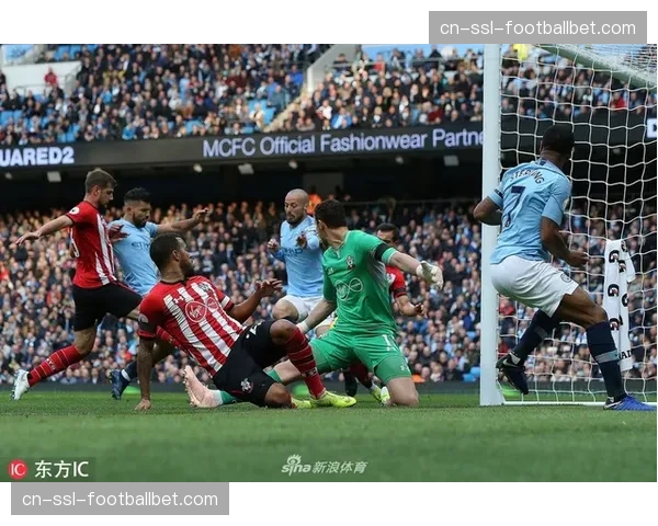 “场外：英超与英足总联合发起‘足球反对歧视’新一轮宣传活动”