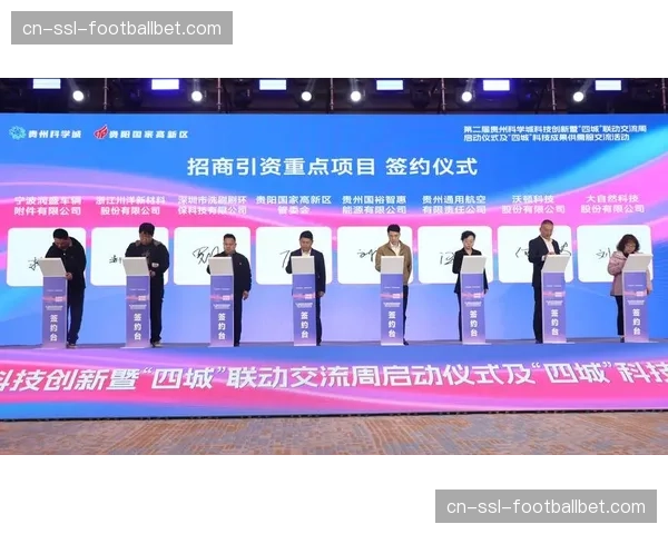 前球员涉嫌操纵比赛案庭审继续，证词涉及指示其“故意将传中踢出底线”