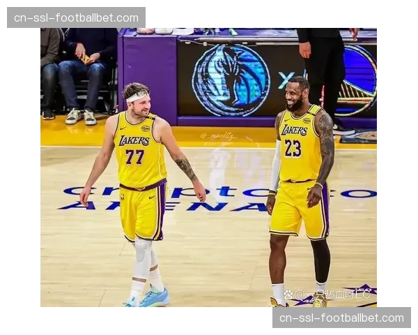 东契奇一伤湖人变软柿子,森林狼火箭抢西部第五首轮避掘金 东契奇一伤湖人变软柿子,森林狼火箭抢西部第五首轮避掘金