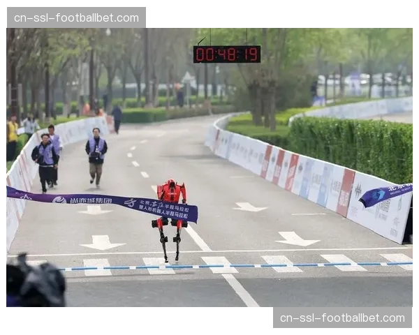 数字观赛体验升级：俱乐部与科技公司合作趋势